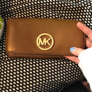 Michael kors wallet